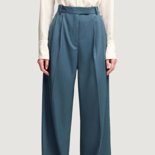 03 Pleated Trouser in Seasonless Wool Stone Blue 754