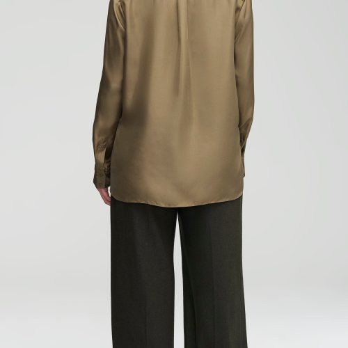 106 Collared Shirt in Silk Twill Moss 3536