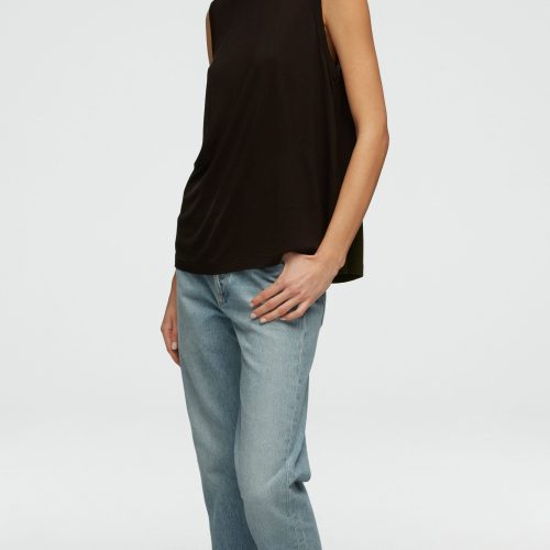 13 Sleeveless Tee in Viscose Jersey Black 0101