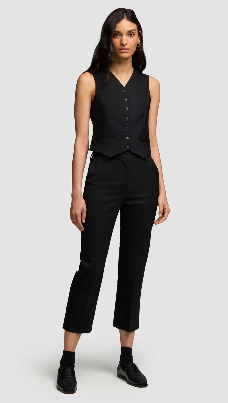 30 Shallow V Neck Waistcoat in Seasonless Wool Black 3793