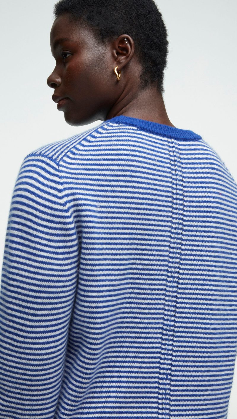 35 StripedCrewneck Ivory Cobalt 1002