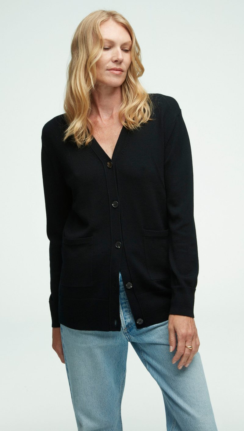 40 Everyday Cardigan Black 0065