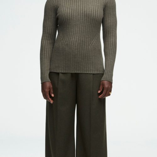 43 Ribbed Turtleneck Hunter 1244