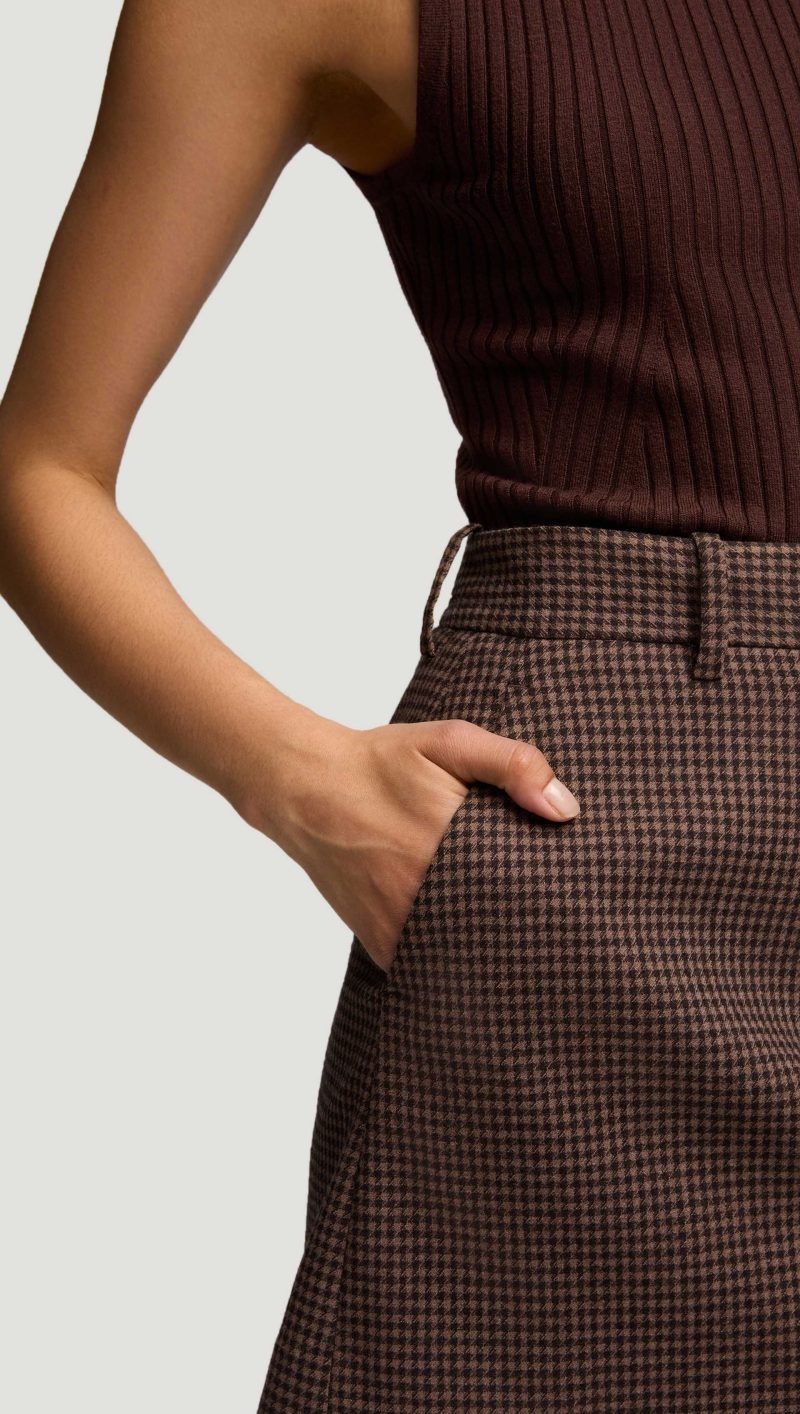 66 Mini Tailored Skirt in Brown Camel Houndstooth 7297