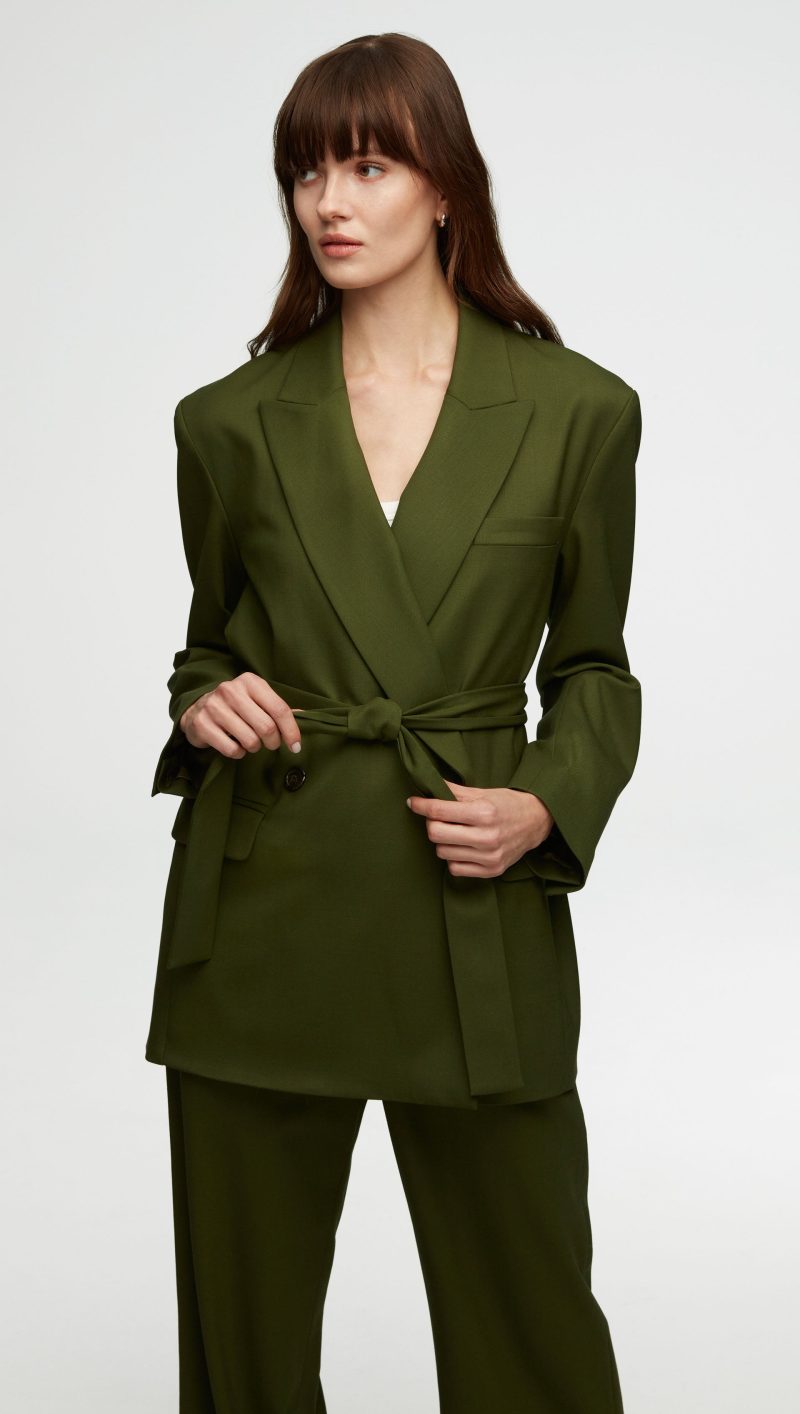 72 Belted Blazer in Seasonless Wool Olive 3104