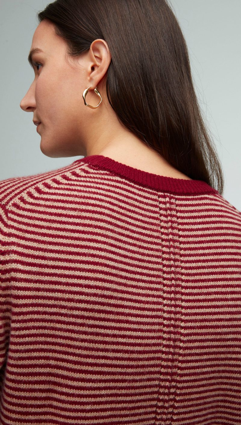 83 Striped Crewneck Camel Merlot 0416