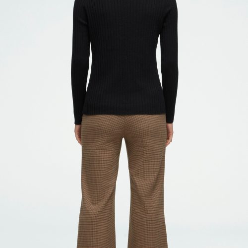 88 Ribbed Turtleneck Black 1168