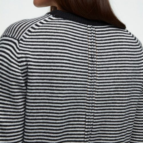 90 Striped Crewneck Ivory Black 1821